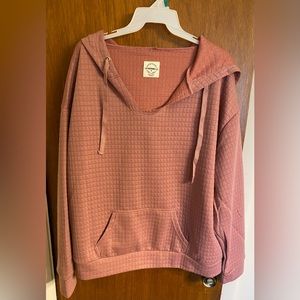 NWT women’s size 3X rose/blush colored hoodie by One Step Up in quilted pattern